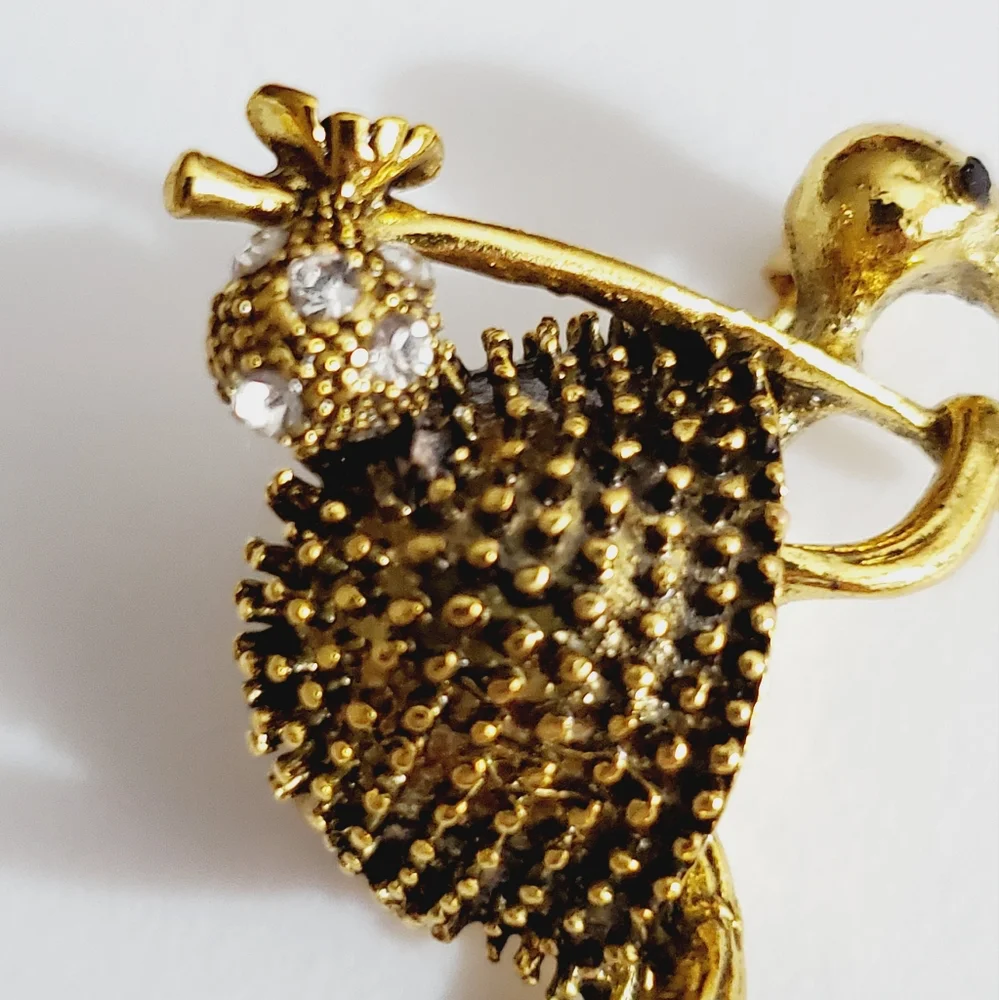 Vtg style turtle brooch pin crystals antique gold Adorable - Picture 5 of 9